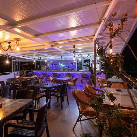 Labyrinth Aparthotel Georgioupoli