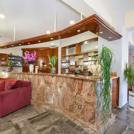 Labyrinth Aparthotel Georgioupoli